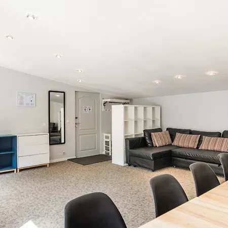 Dandelion Lāčplēša Appartement
